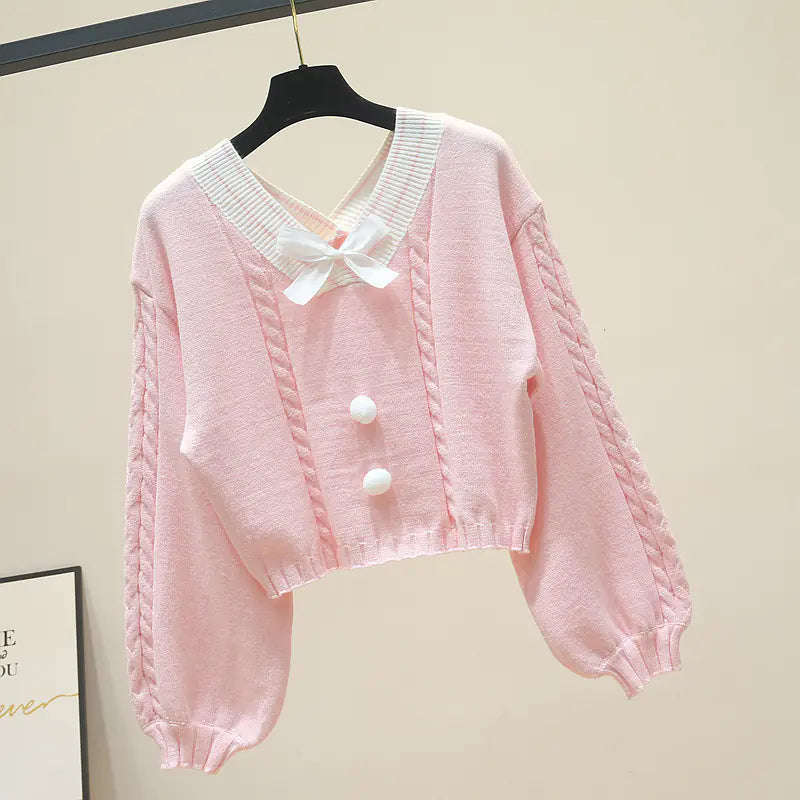 2023 Chic Petite V-Neck Sweater